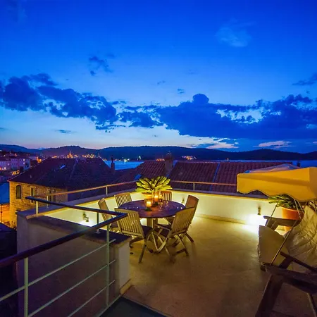 Giardino Вилла Вис